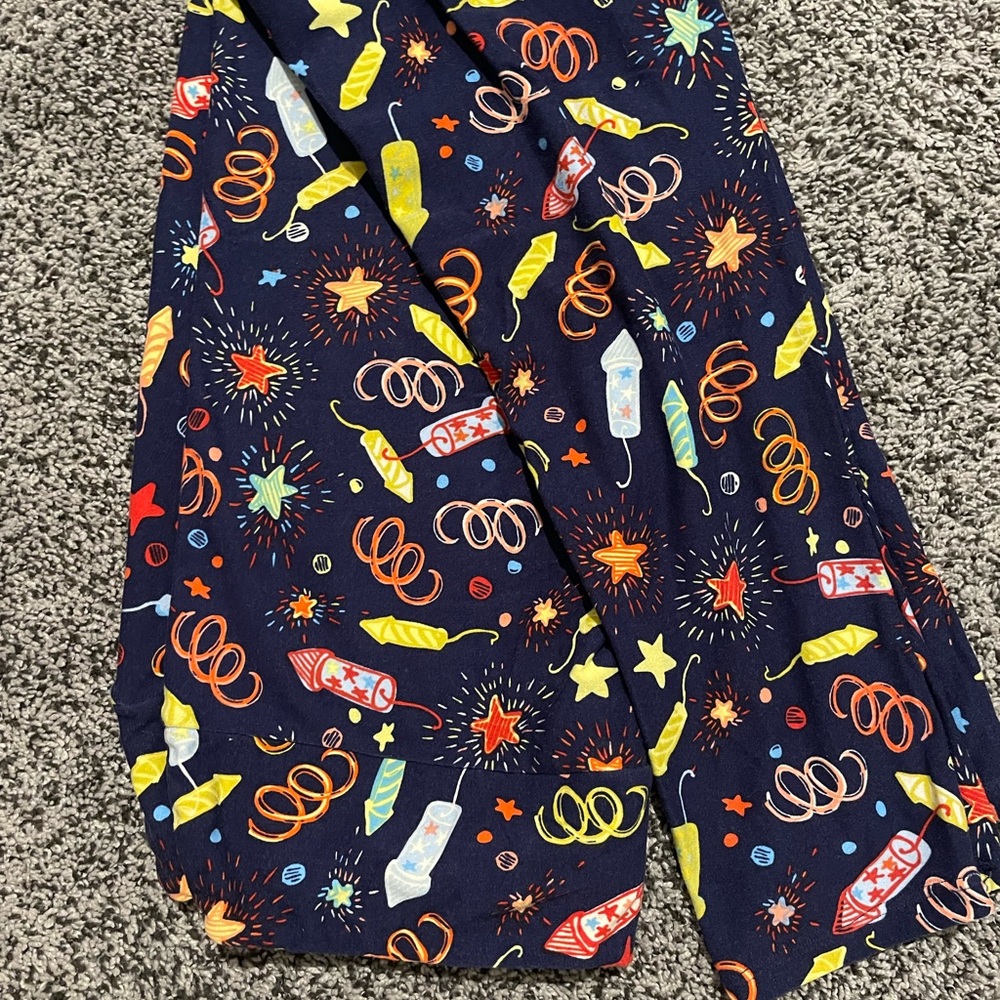 Buttery-soft, Form-fitting LulaRoe Leggings